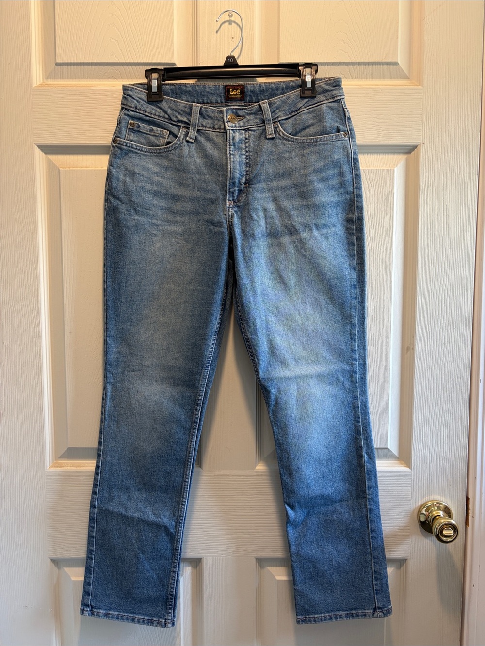 Lee Women's Straight Leg Jeans in Washed Blue
